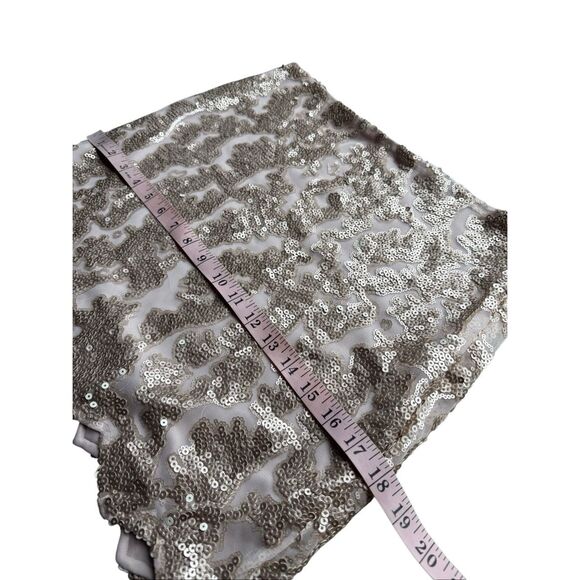 Akira Chicago Red Label Gold Sequined Scalloped Hem Mini Skirt - Picture 6 of 8